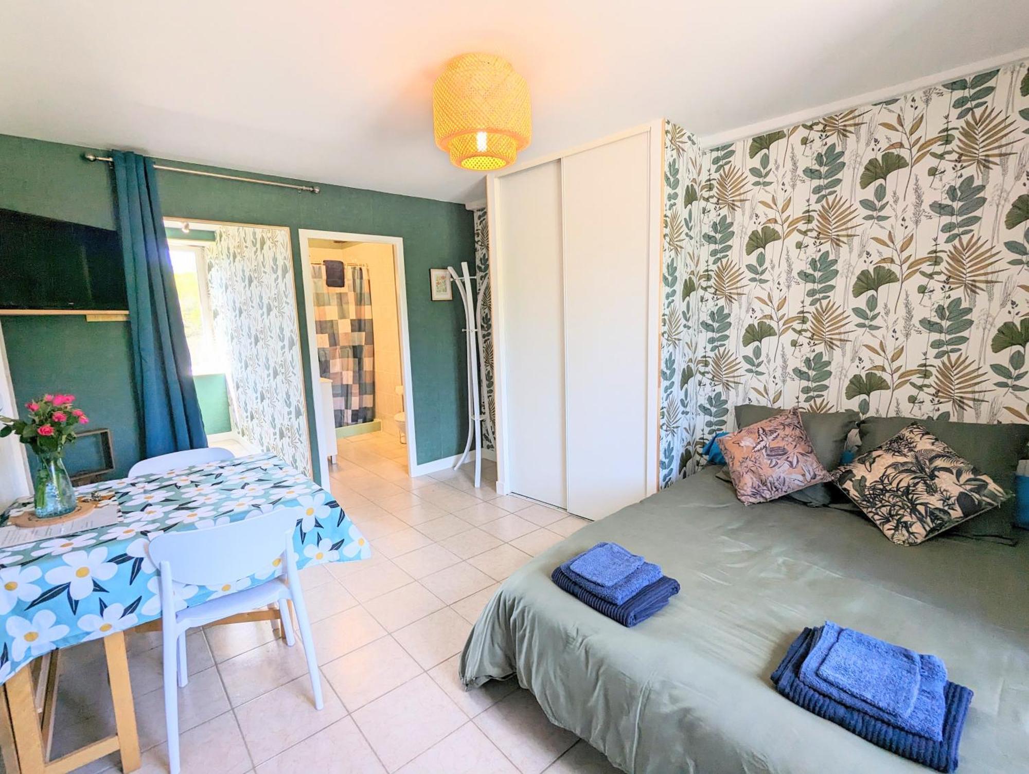 Studio Silhem Saint-Germain-les-Belles Exteriér fotografie