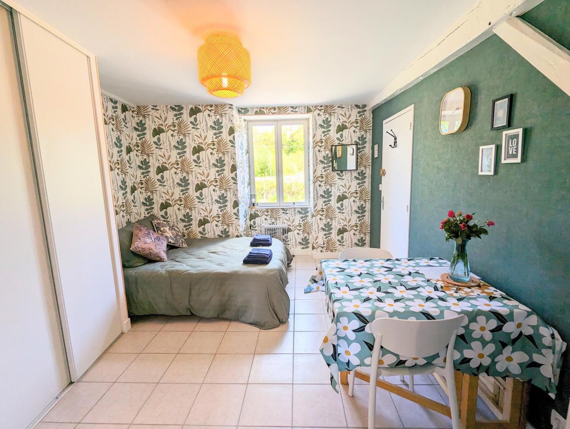 Studio Silhem Saint-Germain-les-Belles Exteriér fotografie